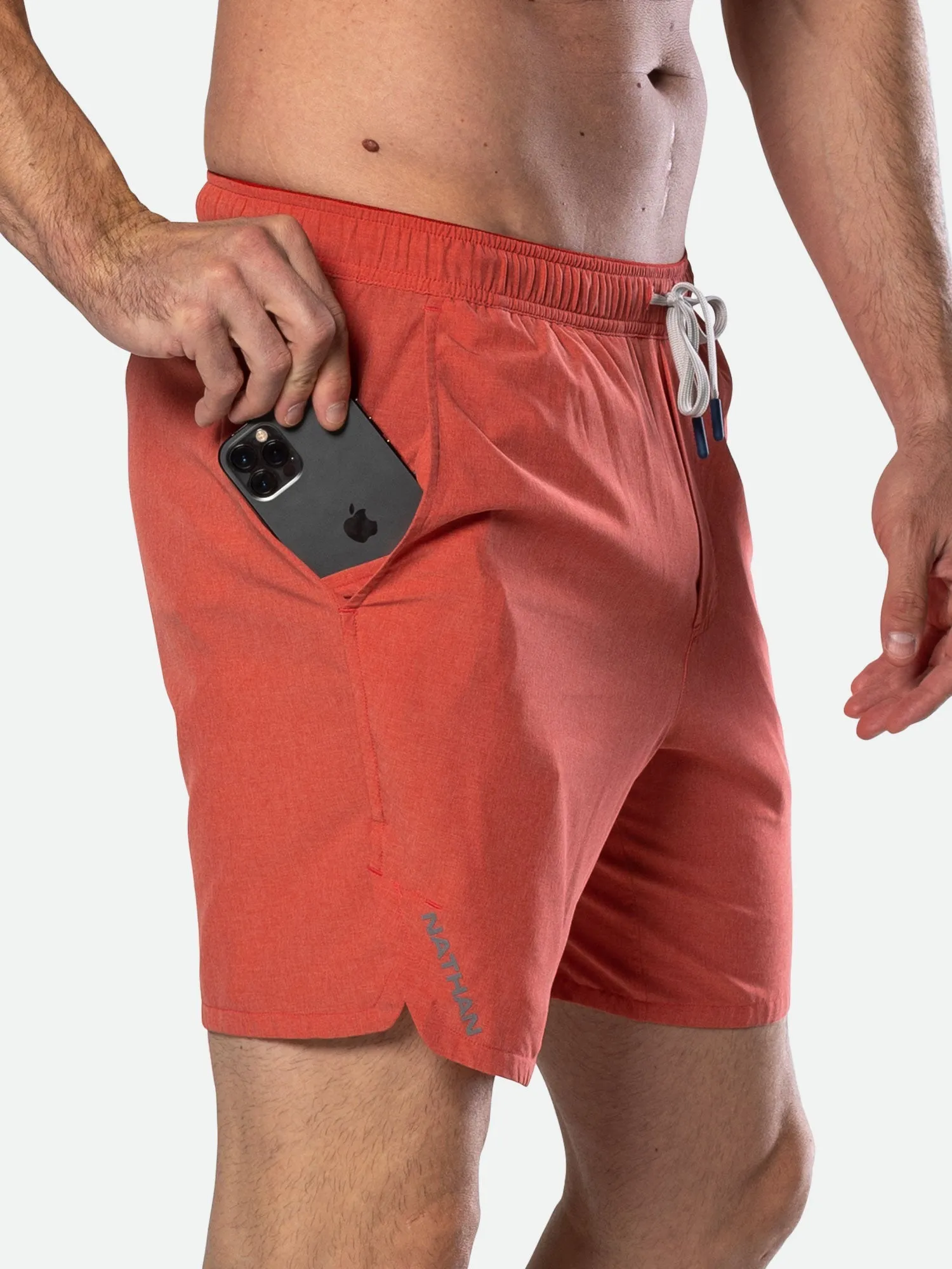 Men's Essential Unlined 7" Shorts