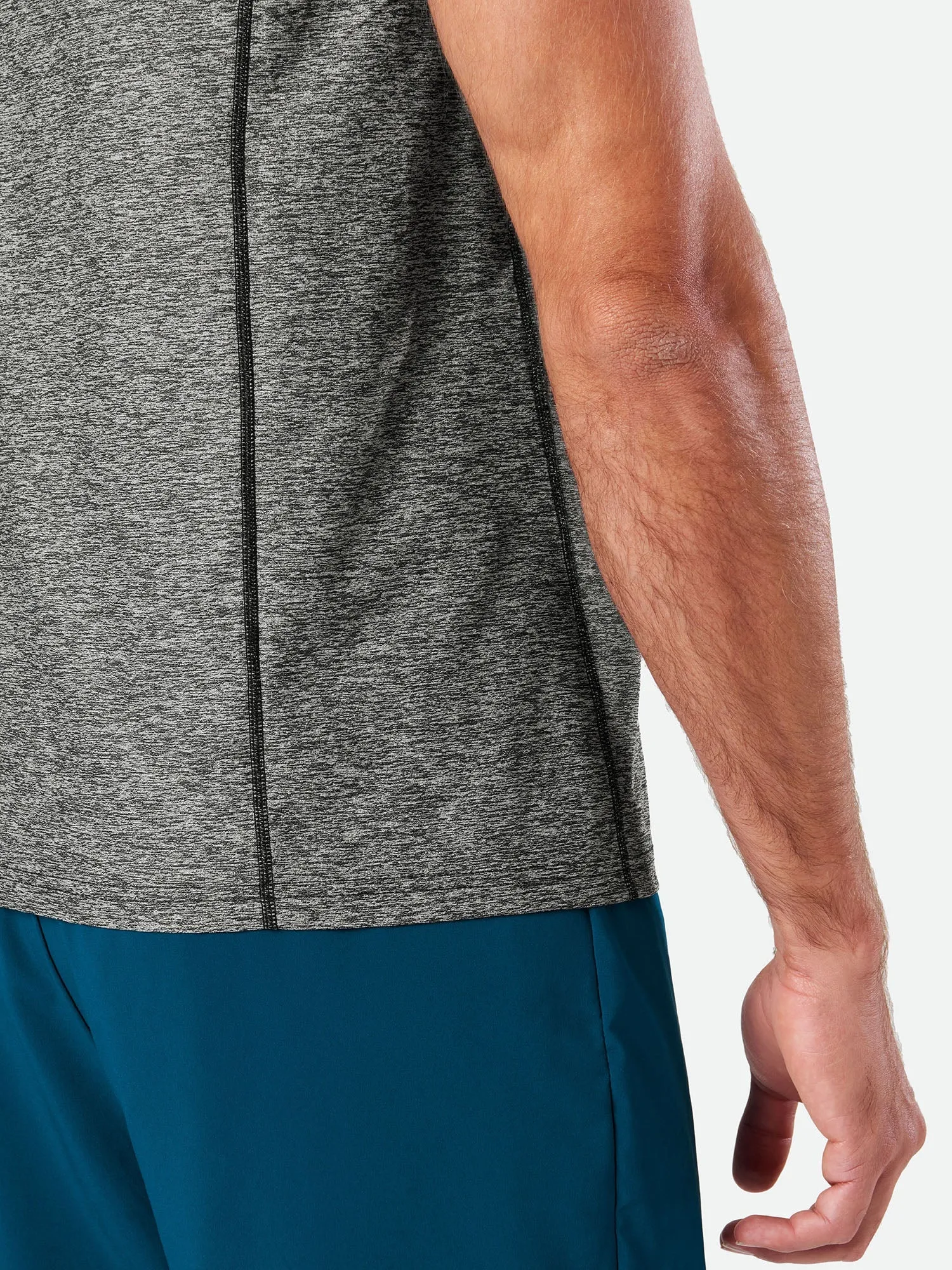 Men's Qualifier Sleeveless Shirt