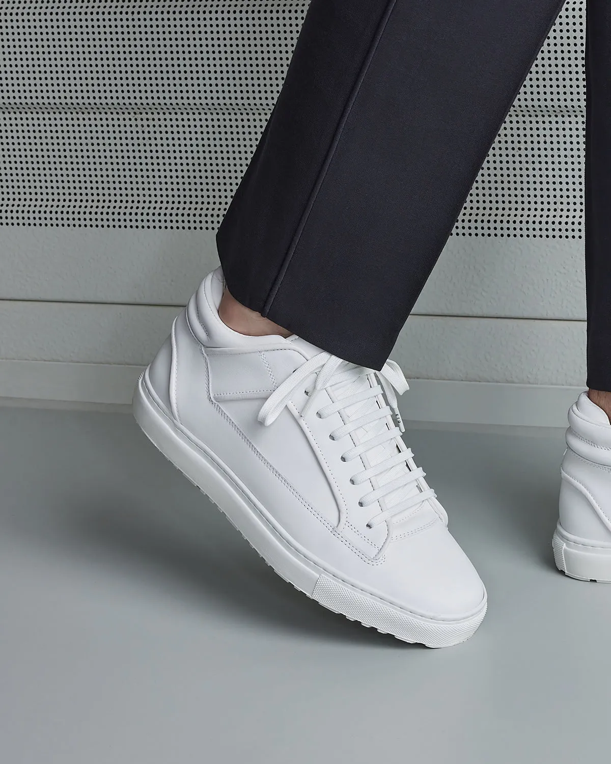 MT 02 Rugged White