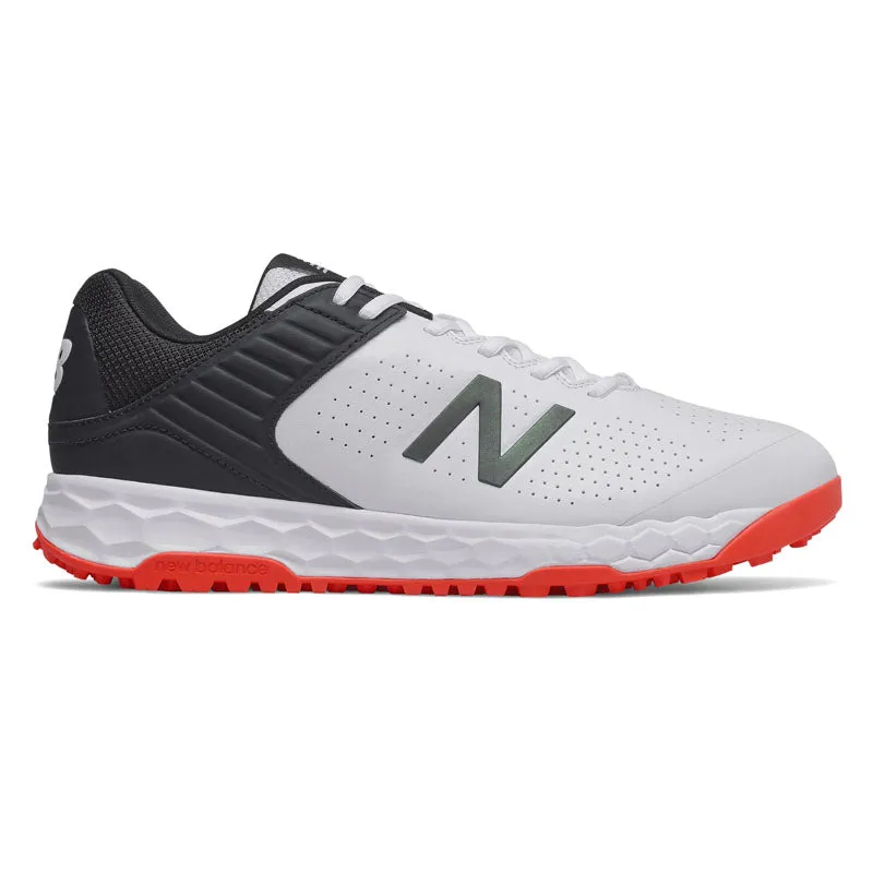 New Balance Mens Moulded Cricket Shoe